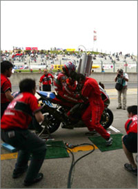 2003年レースの歴史写真